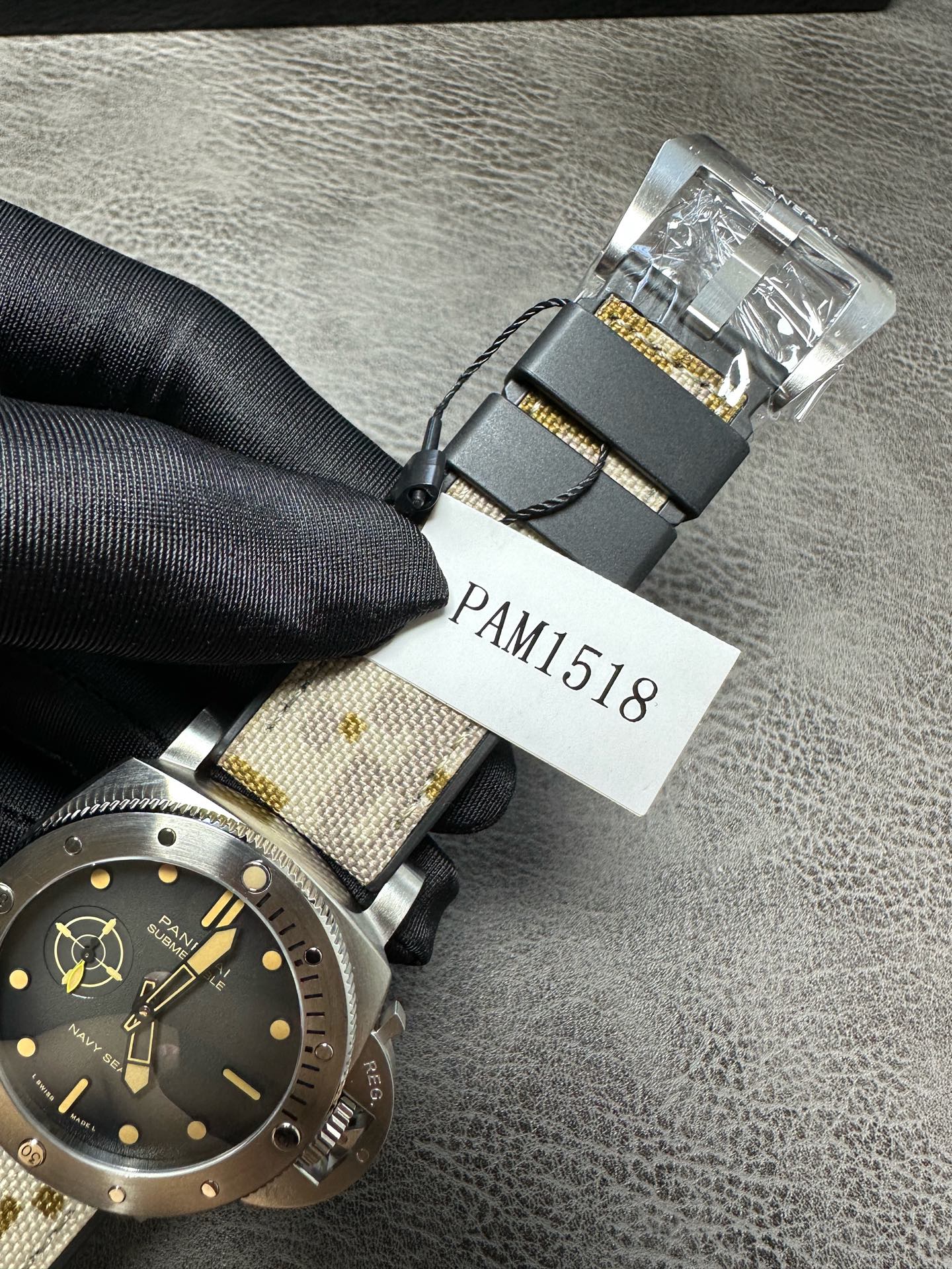 Erkeğin bileğindeki "özel kuvvetler"! Panerai PAM1518, 44 MM saat iddialı bir çıkış yapıyor — 8. fotoğraf