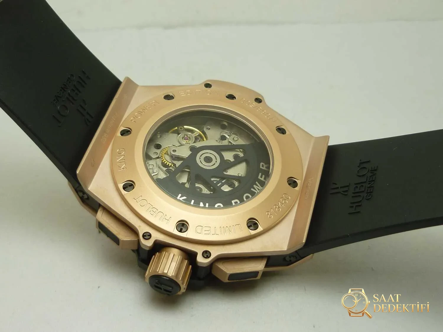 Hublot Unico Cam Kasa Arkası