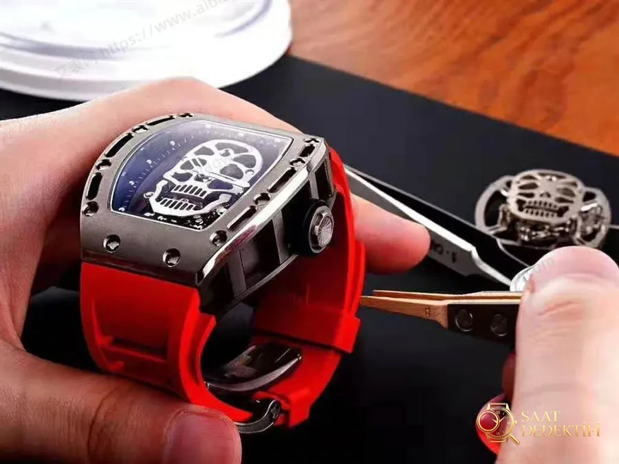 Richard Mille RM052 EUR Factory İncelemesi - Ön Görünüm ve Kasa Tasarımı