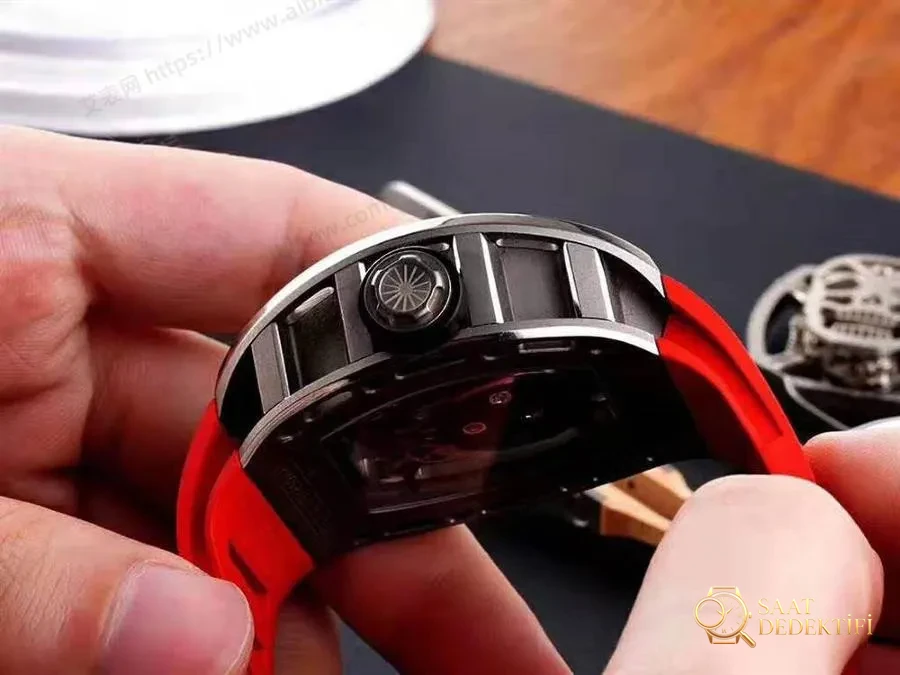 EUR Factory Richard Mille RM-052 Ultimate Kurukafa Phoenix Red saat incelemesi - Kadran Detayı ve Bezel İşçiliği