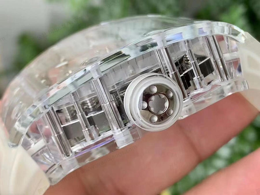 EUR Factory Richard Mille tam şeffaf tourbillon RM056 saat incelemesi — 5. fotoğraf