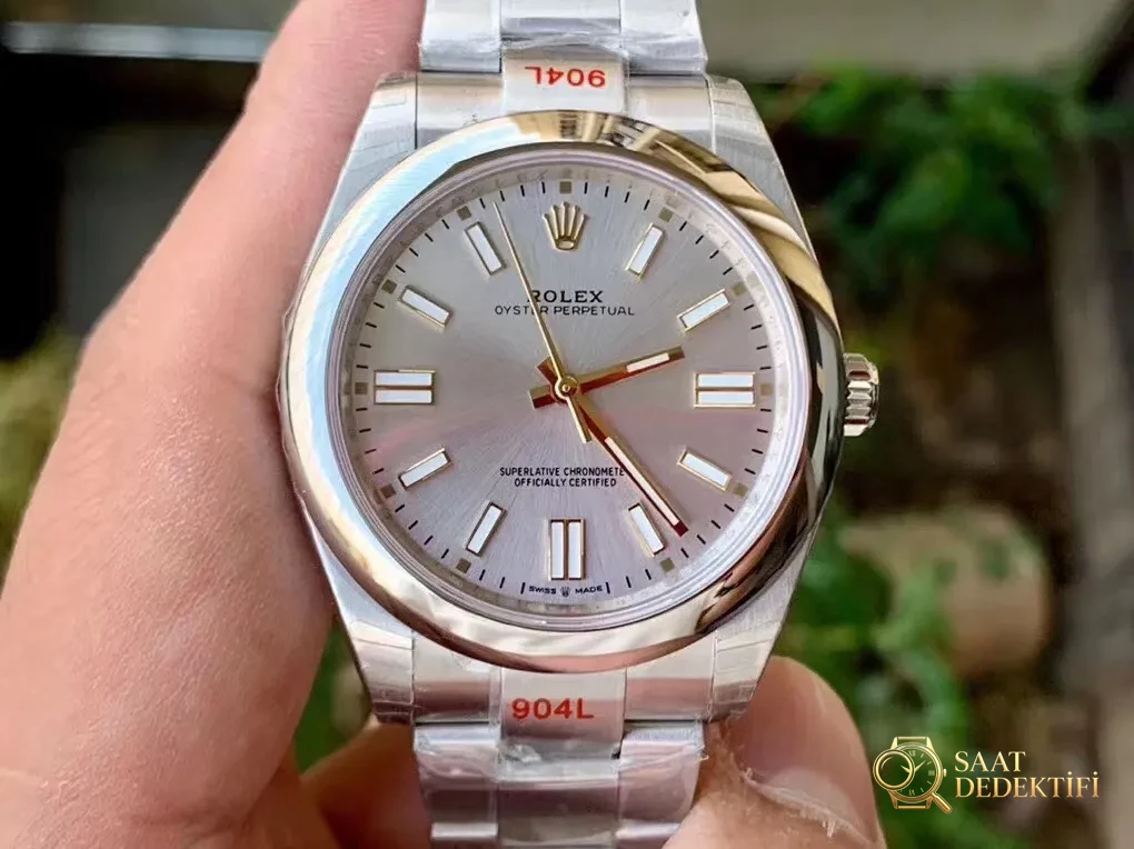 Replika Rolex Oyster Perpetual 41mm Gümüş