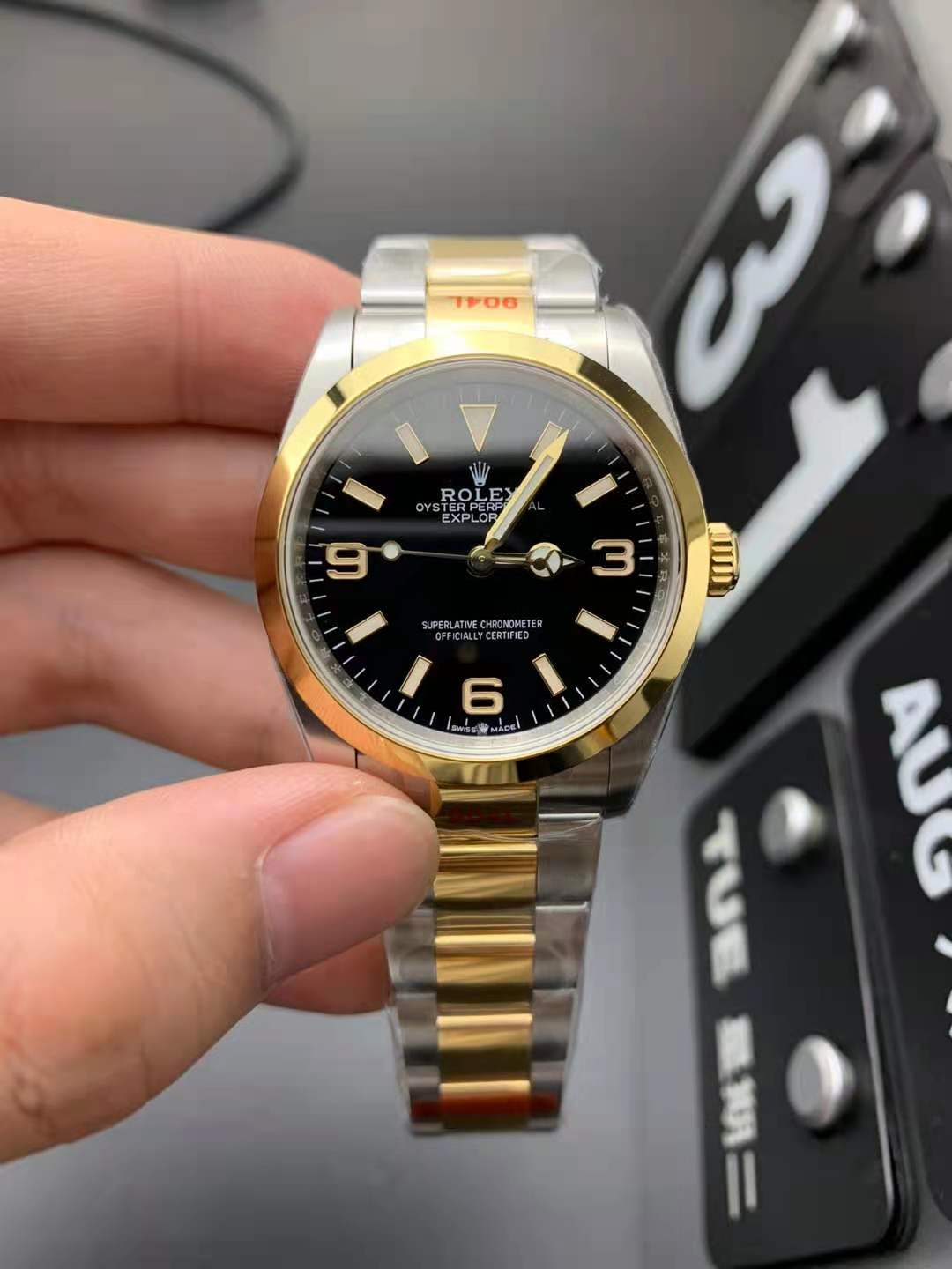 Rolex Explorer I 124273 Replika