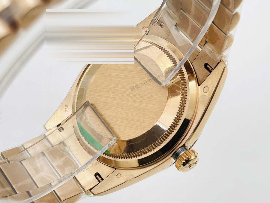 EW Factory Rolex Day-Date 40 mm 3255 Mekanizmalı (18K Elmas Kaplı Beyaz Kadran) Kol Saati İncelemesi — 6. fotoğraf
