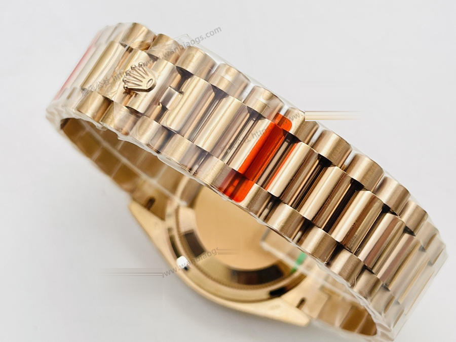 EW Factory Rolex Day-Date 40 mm 3255 Mekanizmalı (18K Elmas Kaplı Beyaz Kadran) Kol Saati İncelemesi — 7. fotoğraf