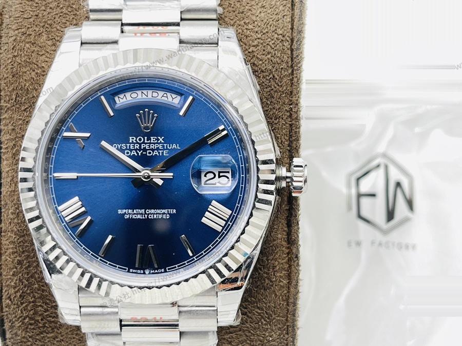 EW Factory Rolex Day-Date 40 mm 3255 mekanizmalı (mavi kadran) saat incelemesi — 3. fotoğraf