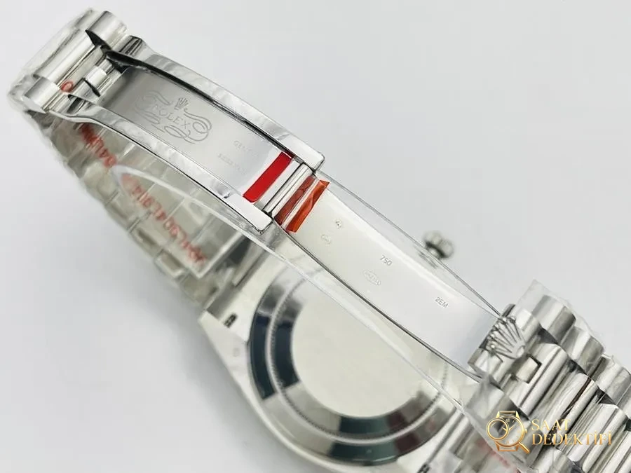 EW Factory Rolex Day-Date 40 mm 3255 mekanizmalı (mavi kadran) saat incelemesi - Bilekte Duruş ve Kasa Orantısı