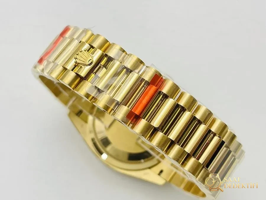 EW Factory Rolex Day-Date 40 mm serisi 3255 mekanizma (18K elmas kakmalı yeşil kadran) saat incelemesi - Klips Kilidi ve Lazer Damgalar
