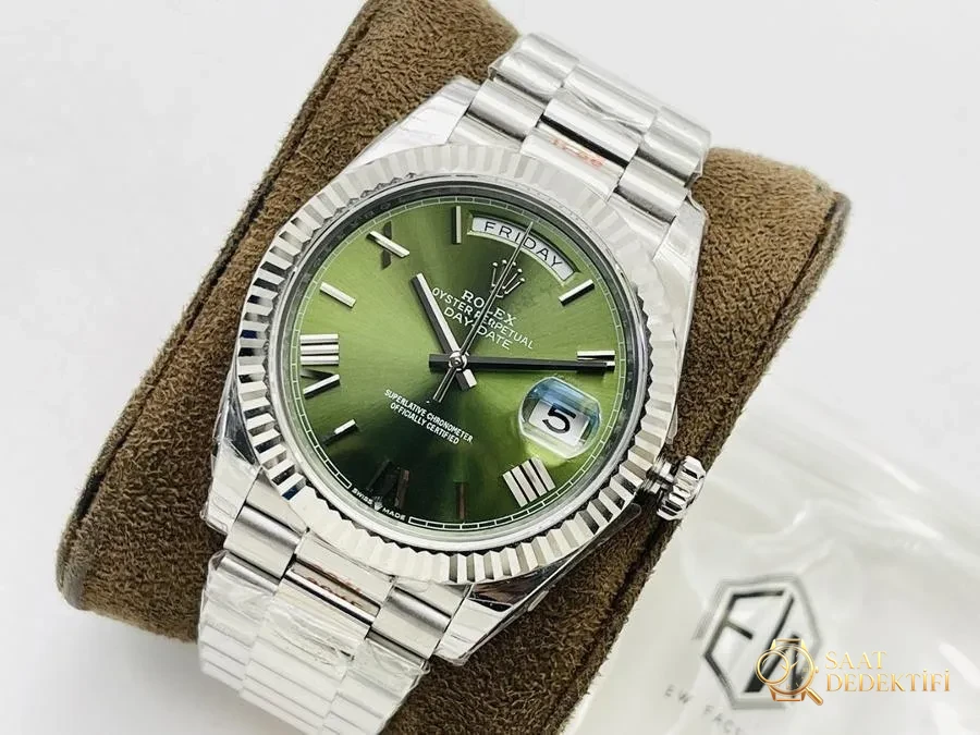 EW Factory Rolex Day-Date 40 mm serisi 3255 mekanizmalı (yeşil kadran) saat incelemesi - Kadran Detayı ve Bezel İşçiliği
