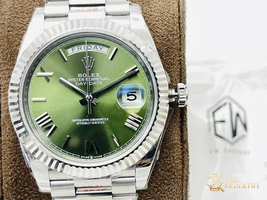EW Factory Rolex Day-Date 40 mm serisi 3255 mekanizmalı (yeşil kadran) saat incelemesi - Kasa Profili ve Kurma Kolu İncelemesi