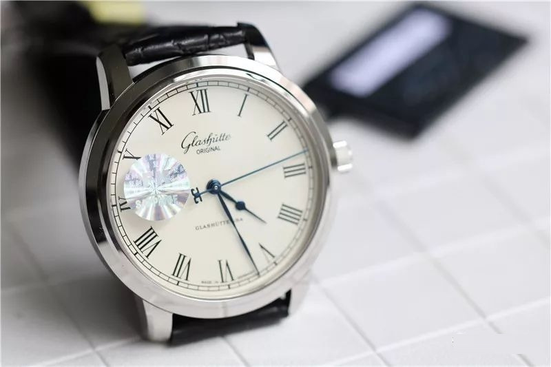 FK Factory Glashütte Original tarihsiz Senator serisi 39-59 replika saat en yeni versiyon: gerçek-replika karşılaştırması ve orijinal inceleme — 11. fotoğraf