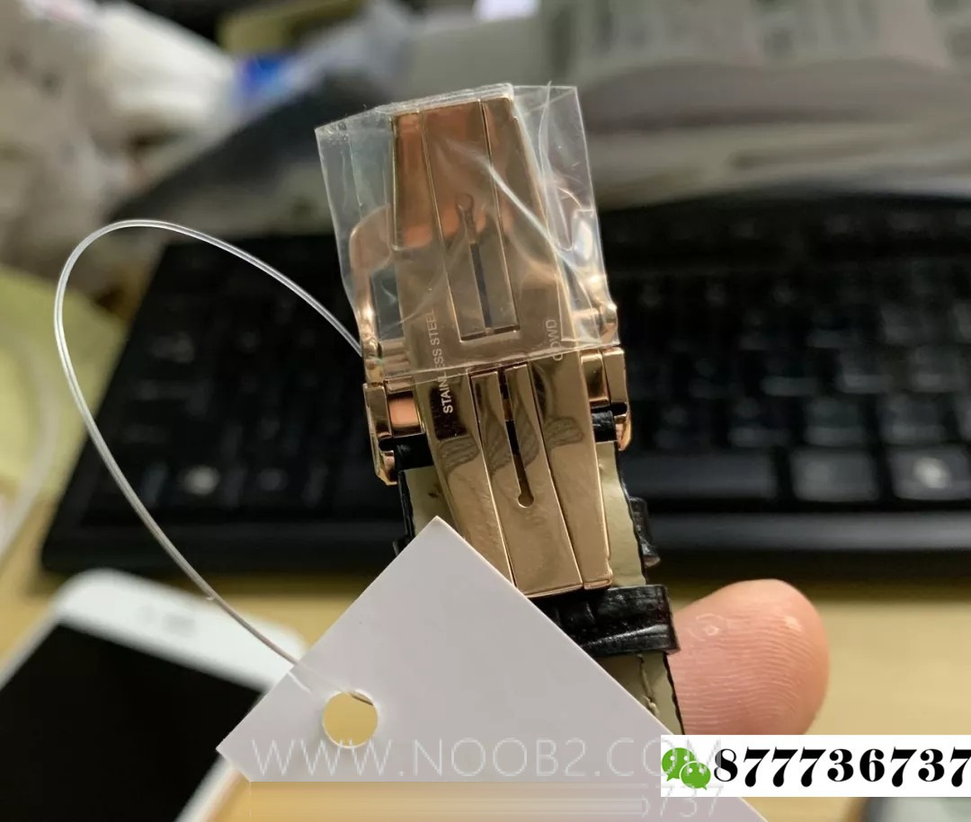 FK Factory JLC Jaeger-LeCoultre Master klasik saat 1288420 replikası nasıl olmuş? — 30. fotoğraf