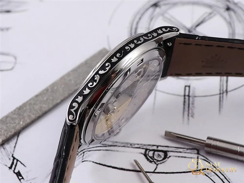 FL Patek Philippe 5088/100P Engraved Wristwatch - Dial Sunburst Effect