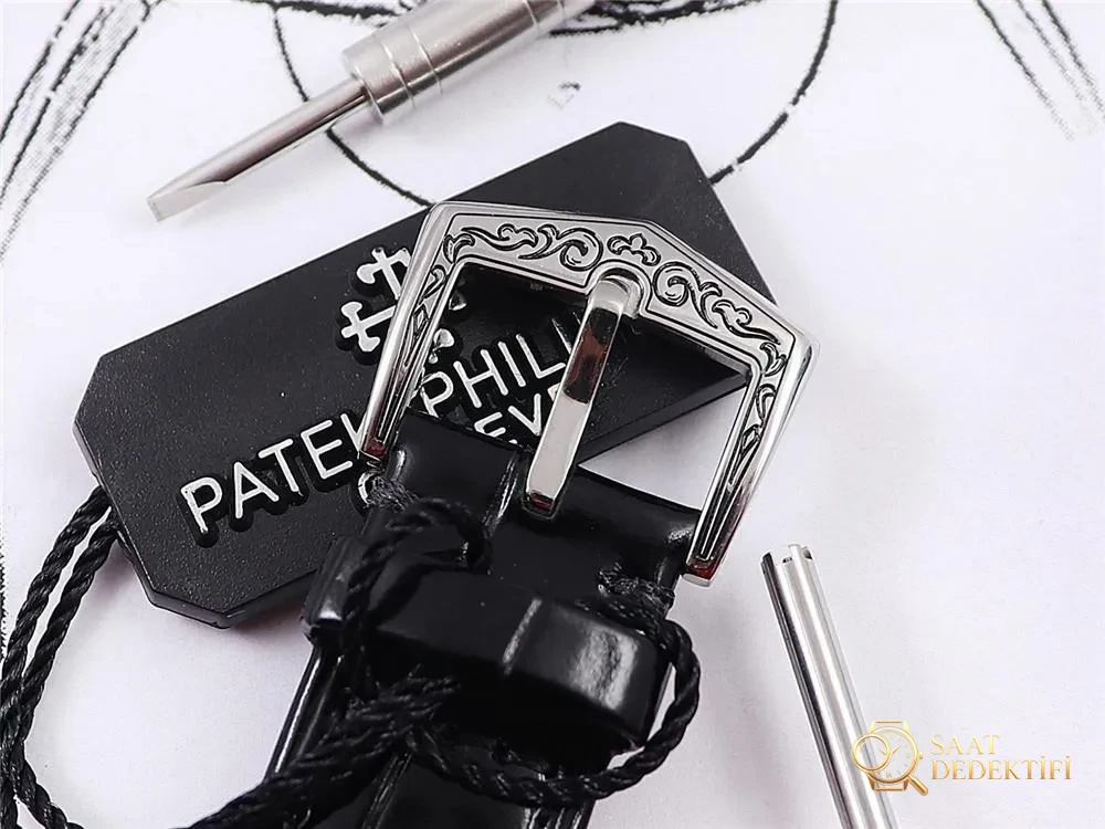 FL Patek Philippe 5088/100P Engraved Wristwatch - Diver Lock Extension and Buckle Security