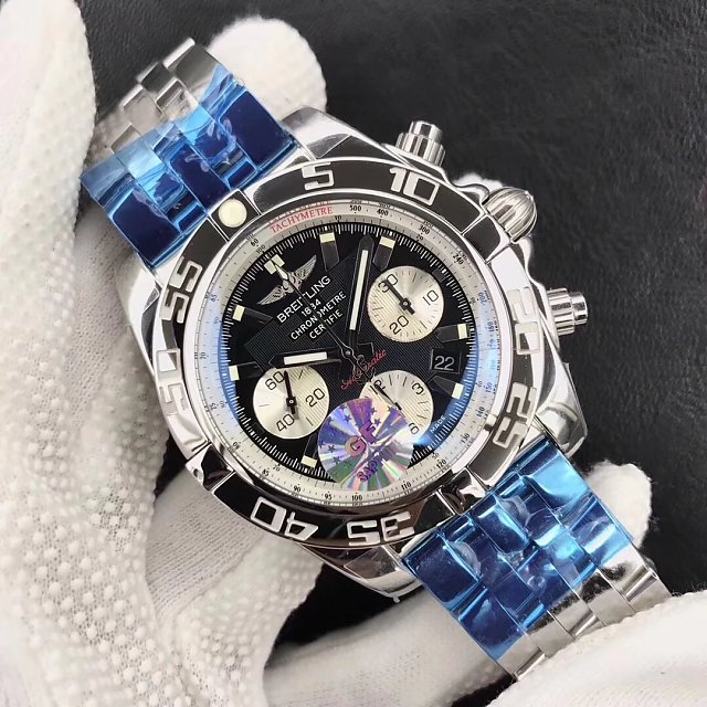 Replika Breitling Chronomat B01 AB0110 Saat
