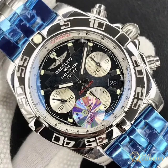Replika Breitling Chronomat B01 AB0110 Siyah Kadran