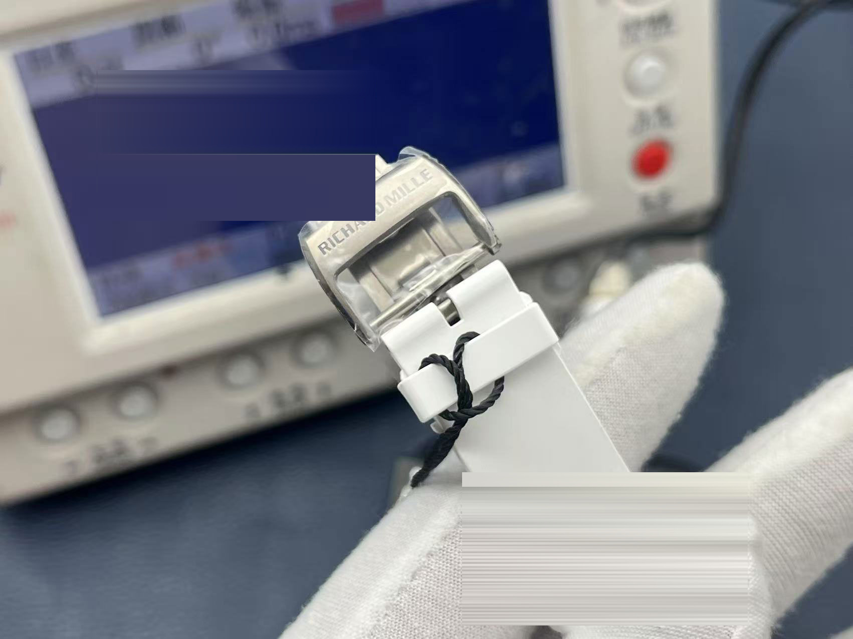 Geleneği Yıkan Yeni Nesil Saat Kralı: ZF Factory Richard Mille RM-055 V3 Beyaz Efsane Karşınızda! — 10. fotoğraf