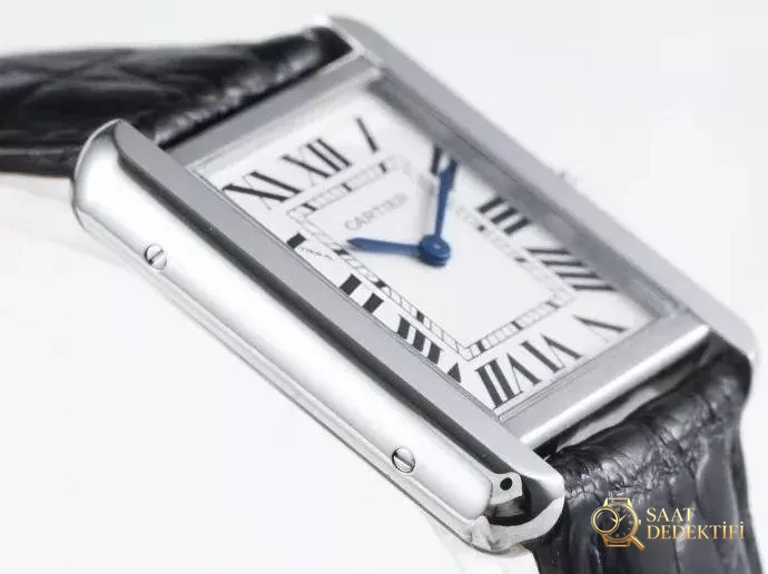 Gerçeğinden ayırt edilemeyen bir yapıt: AF Factory Cartier Tank Solo serisi kuvars kol saati orijinalle karşılaştırmalı inceleme - Genel Açı ve Estetik Duruş