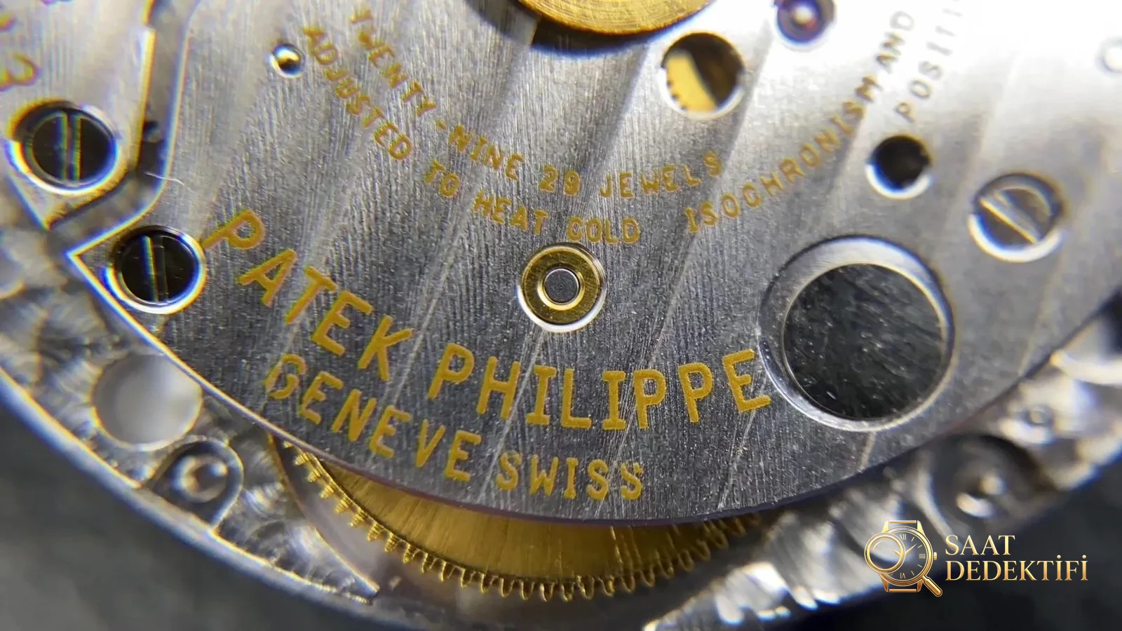 Gerçek-replika karşılaştırması: 3K Factory Patek Philippe 5167 replikasının 324 tek parça mekanizması orijinaline göre nasıl? - Cam Yansıma Önleyici (AR) Kaplama