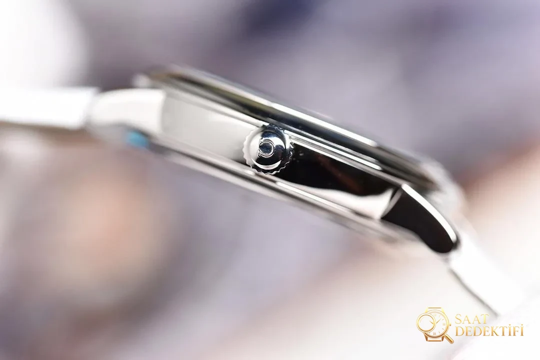 Gerçek-Replika Karşılaştırması: 3S Factory Omega De Ville Prestige Butterfly Kadın Kol Saati - Bilekte Duruş ve Kasa Orantısı