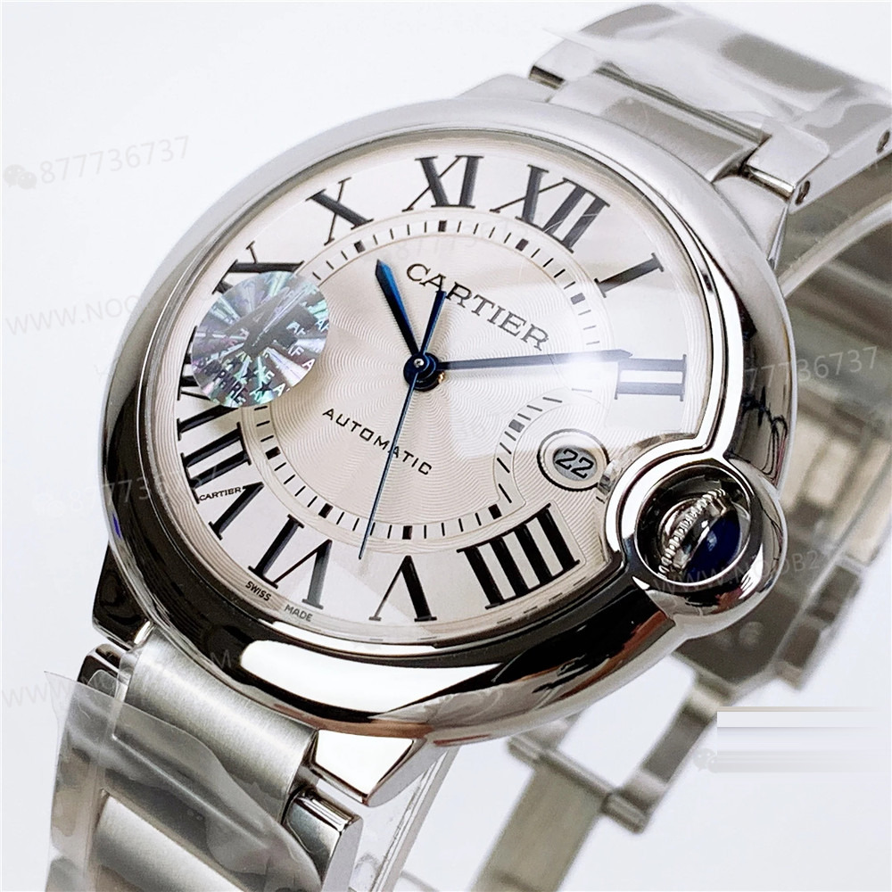 Gerçek-replika karşılaştırması: AF Factory Ballon Bleu 42 mm büyük boy erkek replika saat — 11. fotoğraf
