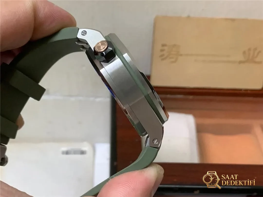 Gerçek-replika karşılaştırması: APS Factory Audemars Piguet 15720 hızlı sök kayış 4308 mekanizma - Tepe Koruması ve Ayar Fonksiyonu