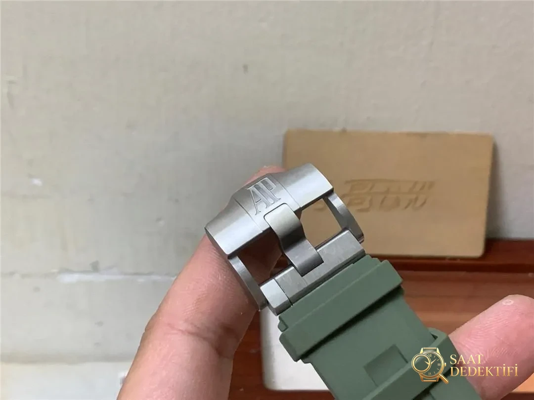 Gerçek-replika karşılaştırması: APS Factory Audemars Piguet 15720 hızlı sök kayış 4308 mekanizma - Mekanizma Çark Dizilimi ve Taş Yatakları