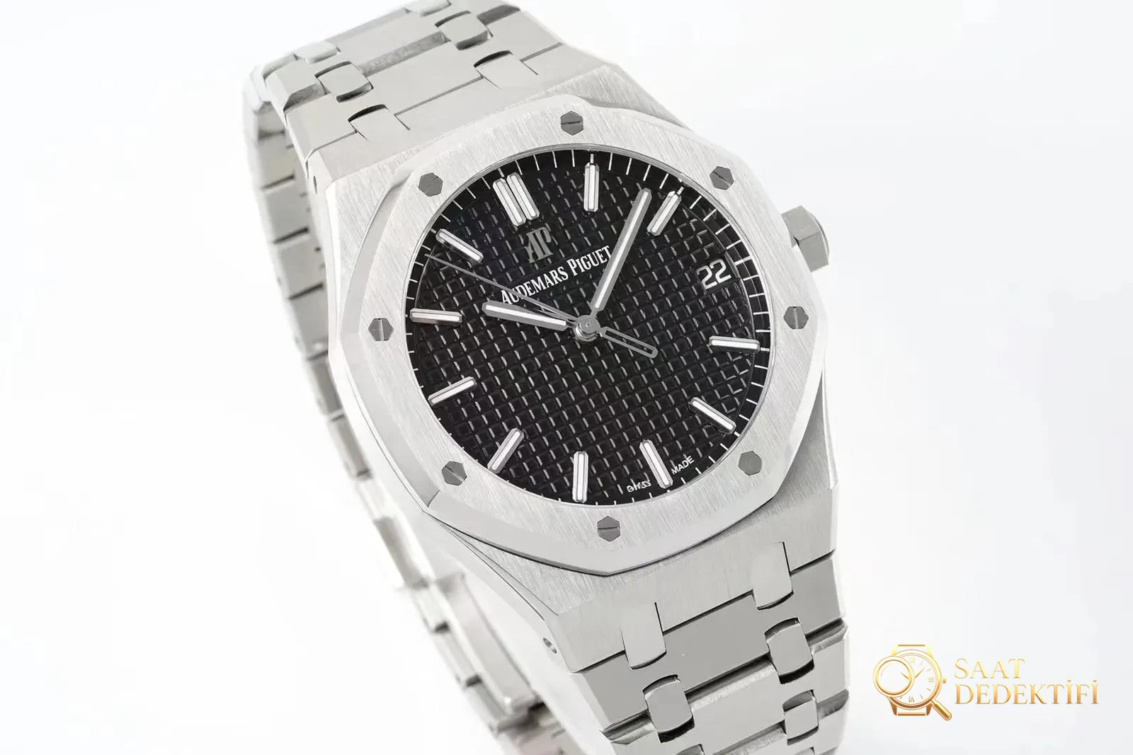 Réel ou réplique : APS Factory Audemars Piguet Royal Oak 15500