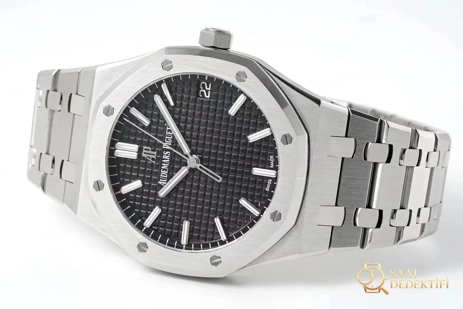 Réel ou réplique : APS Factory Audemars Piguet Royal Oak 15500
