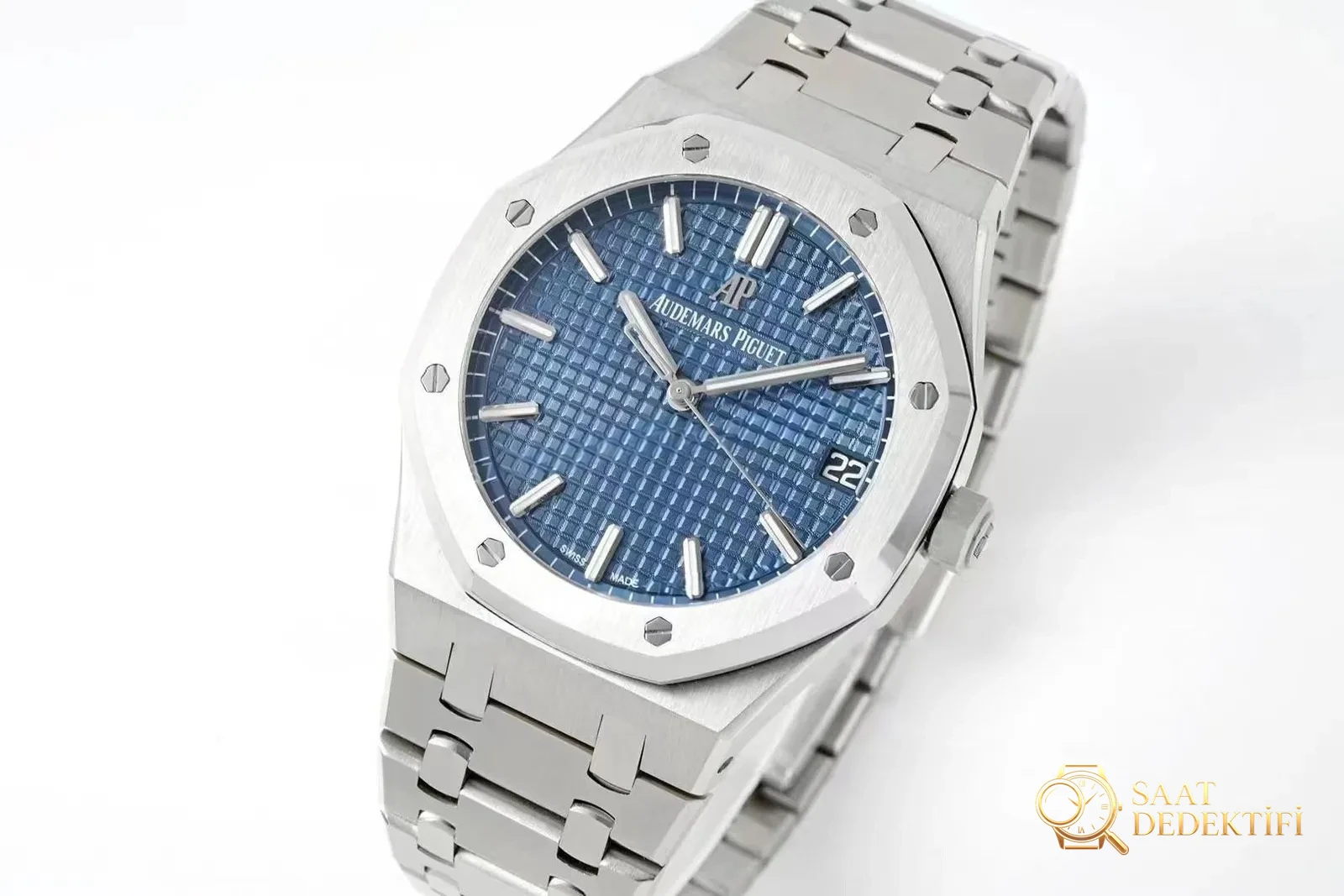 Réel ou réplique : APS Factory Audemars Piguet Royal Oak 15500