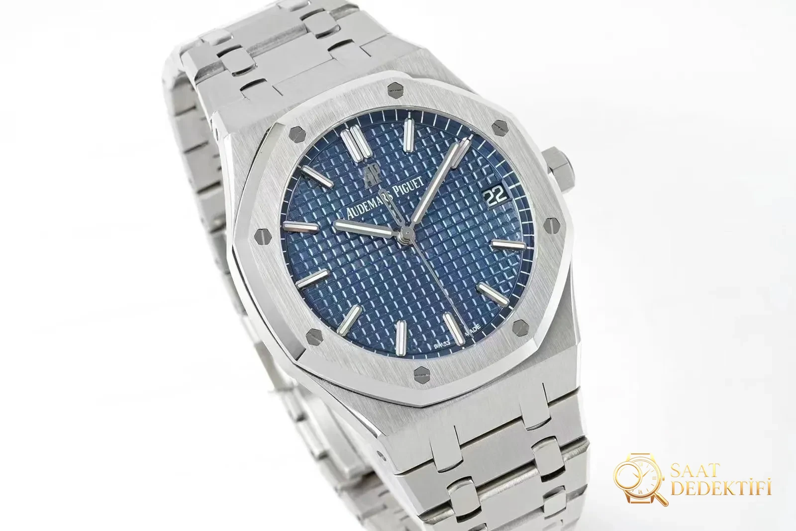 Réel ou réplique : APS Factory Audemars Piguet Royal Oak 15500