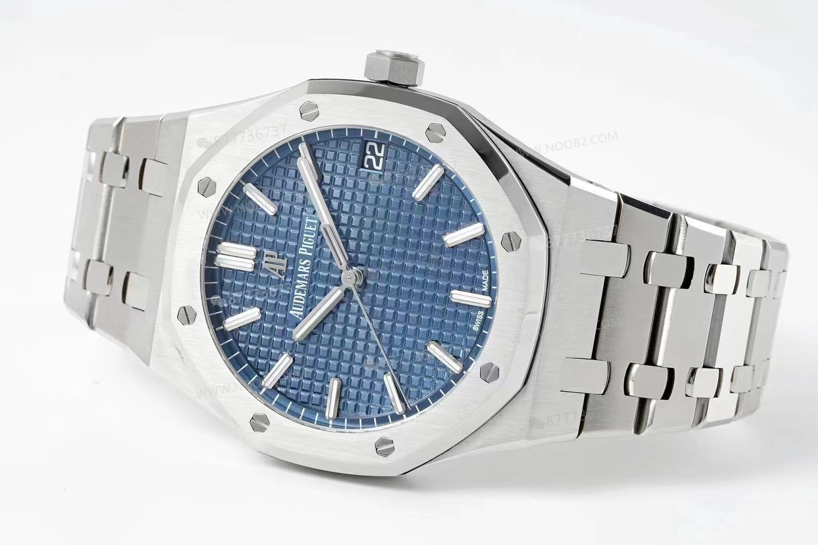 Gerçek-replika karşılaştırması: APS Factory Audemars Piguet Royal Oak 15500'ün yükseltilmiş 4302 entegre mekanizmasının işçiliği nasıl? — 23. fotoğraf