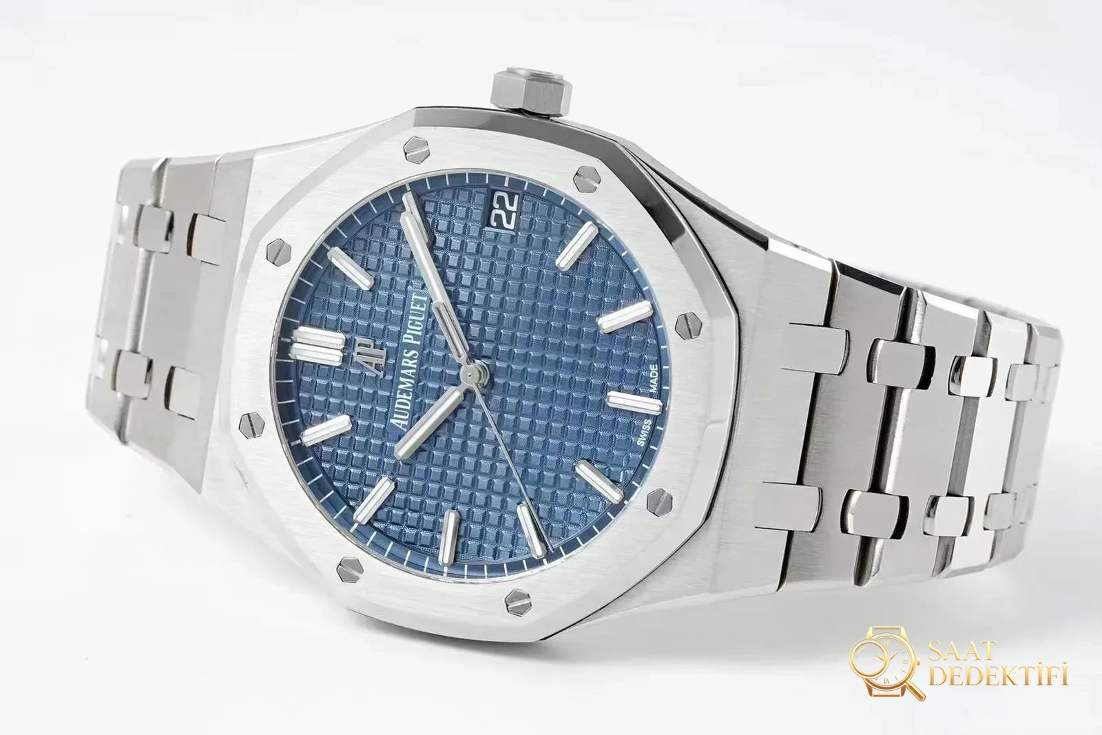 Réel ou réplique : APS Factory Audemars Piguet Royal Oak 15500
