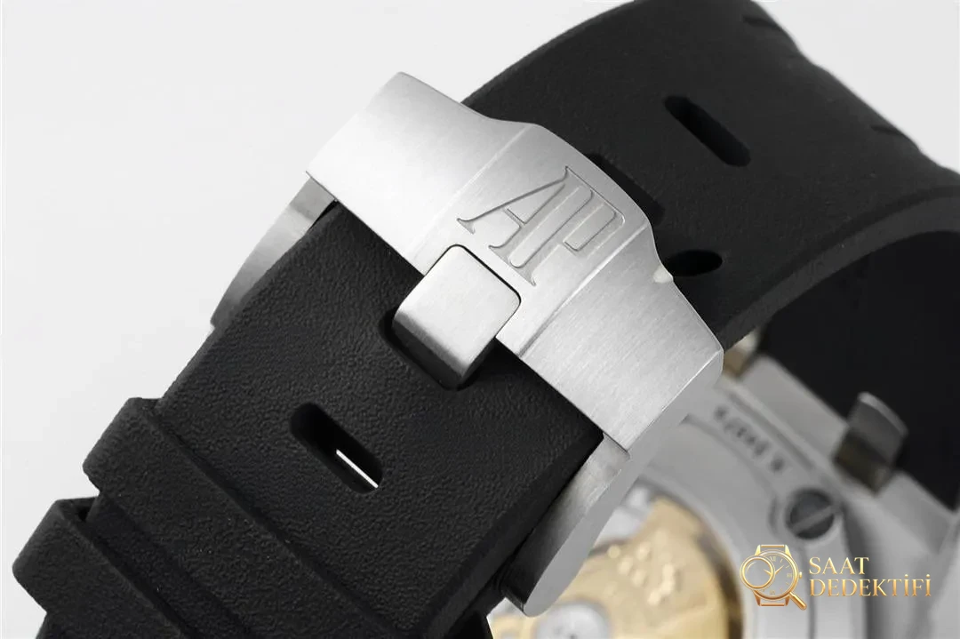 Gerçek-replika karşılaştırması: APS Factory Audemars Piguet Royal Oak 15710 entegre 3120 mekanizma V2 versiyonu incelemesi - Fosfor ve Super-LumiNova Gece Görünümü