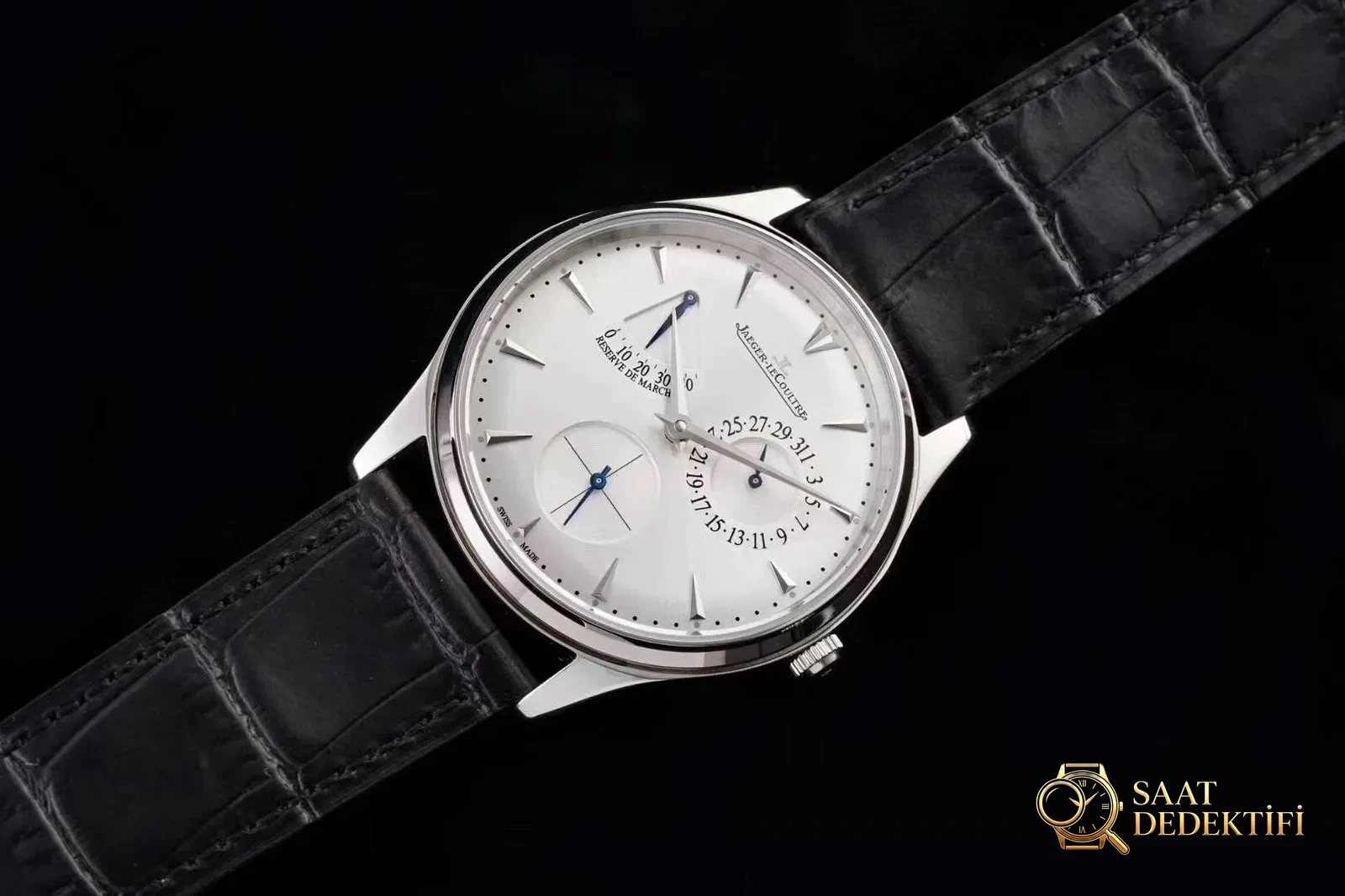 Gerçek-replika karşılaştırması: AZ Factory Joker — Jaeger-LeCoultre Master serisi 1378420 saat - Safir Kristal Cam Eğimi ve Yansıması