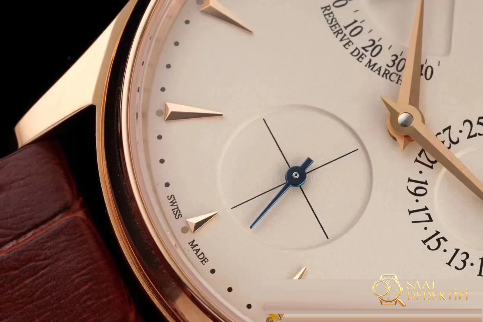 Gerçek-replika karşılaştırması: AZ Factory Joker — Jaeger-LeCoultre Master serisi 1378420 saat - Kadran Alt Kadranları ve İğne Senkronizasyonu
