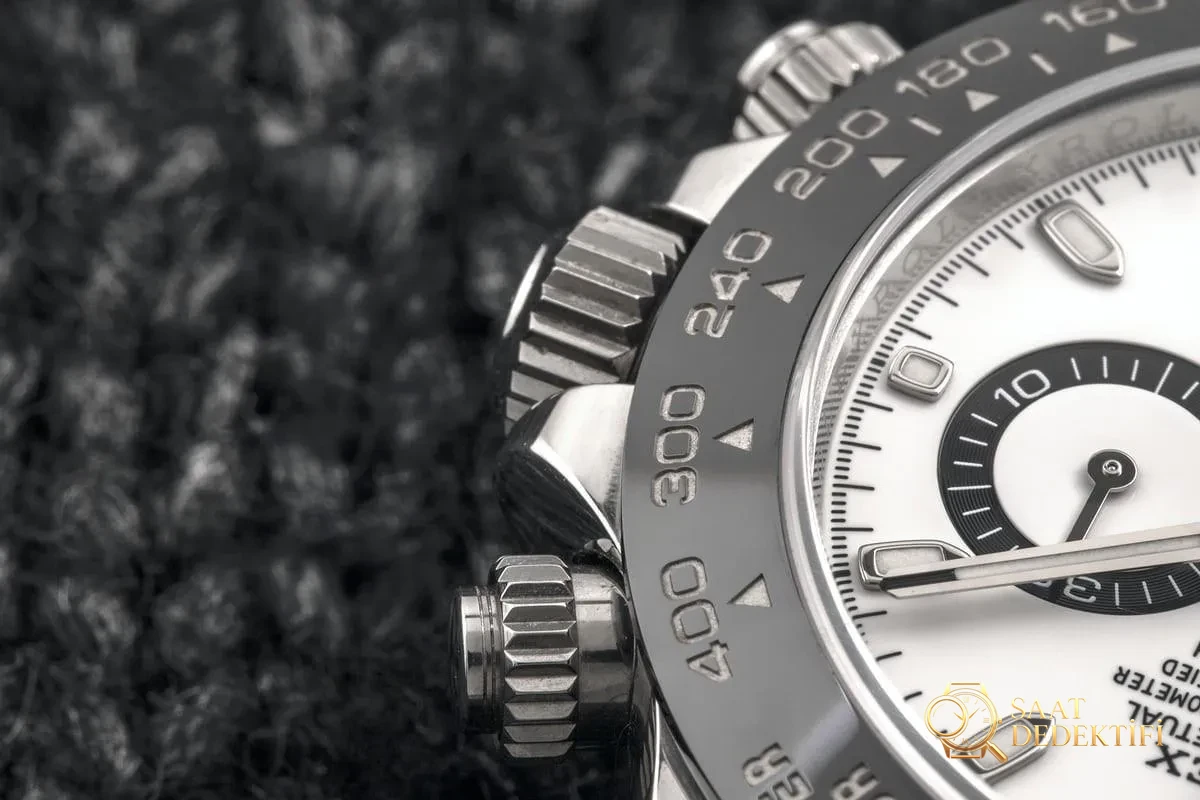 Gerçek-replika karşılaştırması: BT Factory/better Rolex Daytona 4130 mekanizması ile orijinal arasında ne fark var? - Arka Kapak Gravür ve Seri Numarası