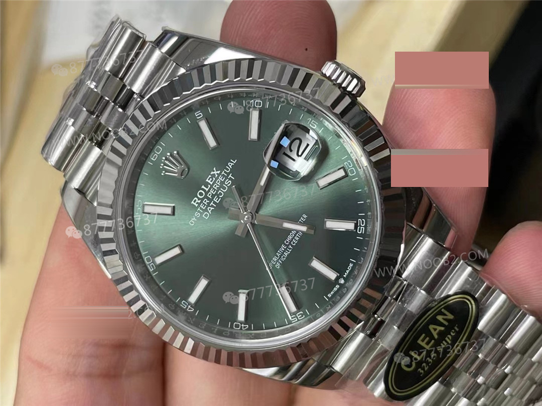 Gerçek-replika karşılaştırması: Clean Rolex Datejust nane yeşili kadran ilk bakışta replika belli olur mu? — 1. fotoğraf