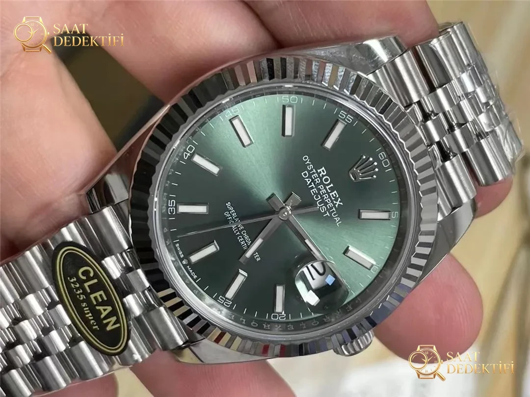 Gerçek-replika karşılaştırması: Clean Rolex Datejust nane yeşili kadran ilk bakışta replika belli olur mu? - Kasa Profili ve Kurma Kolu İncelemesi