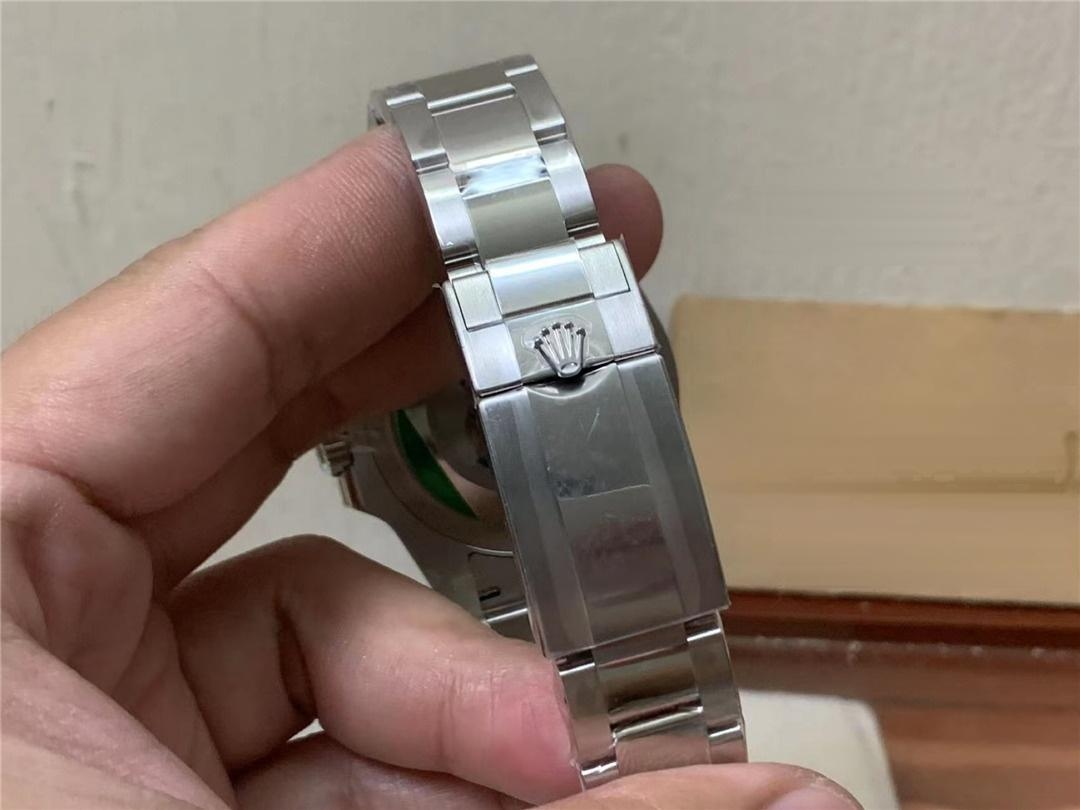 Gerçek-replika karşılaştırması: Clean Rolex GMT Sprite bezel Dandong 3285 mekanizması orijinaline uygun mu? — 15. fotoğraf