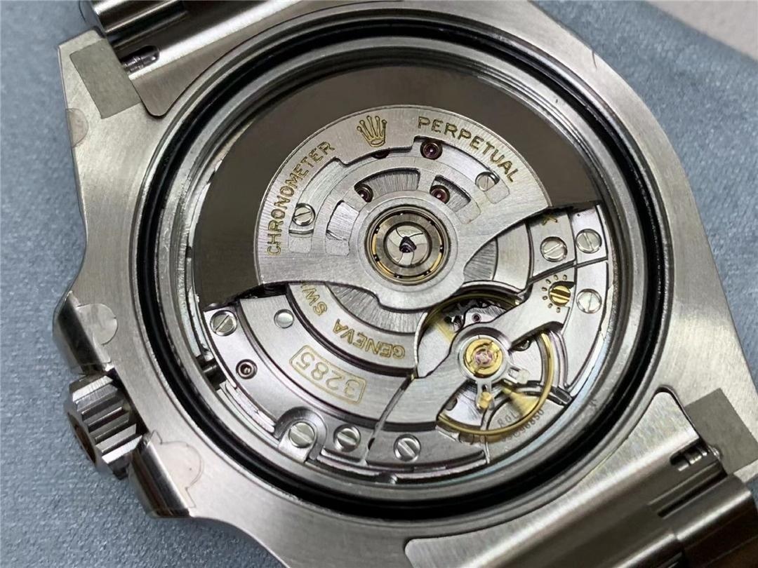 Gerçek-replika karşılaştırması: Clean Rolex GMT Sprite bezel Dandong 3285 mekanizması orijinaline uygun mu? — 17. fotoğraf