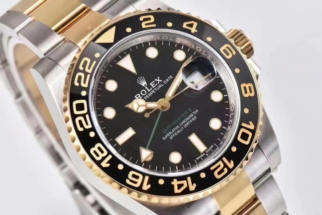Gerçek-replika karşılaştırması: Clean Rolex iki renk (çelik-altın) GMT-Master 116713 replika saat — 13. fotoğraf