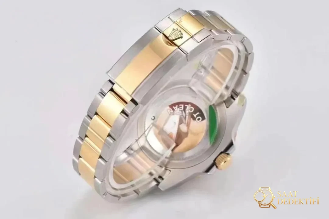 Gerçek-replika karşılaştırması: Clean Rolex iki renk (çelik-altın) GMT-Master 116713 replika saat - Kadran İbreleri ve Saniye Akışı