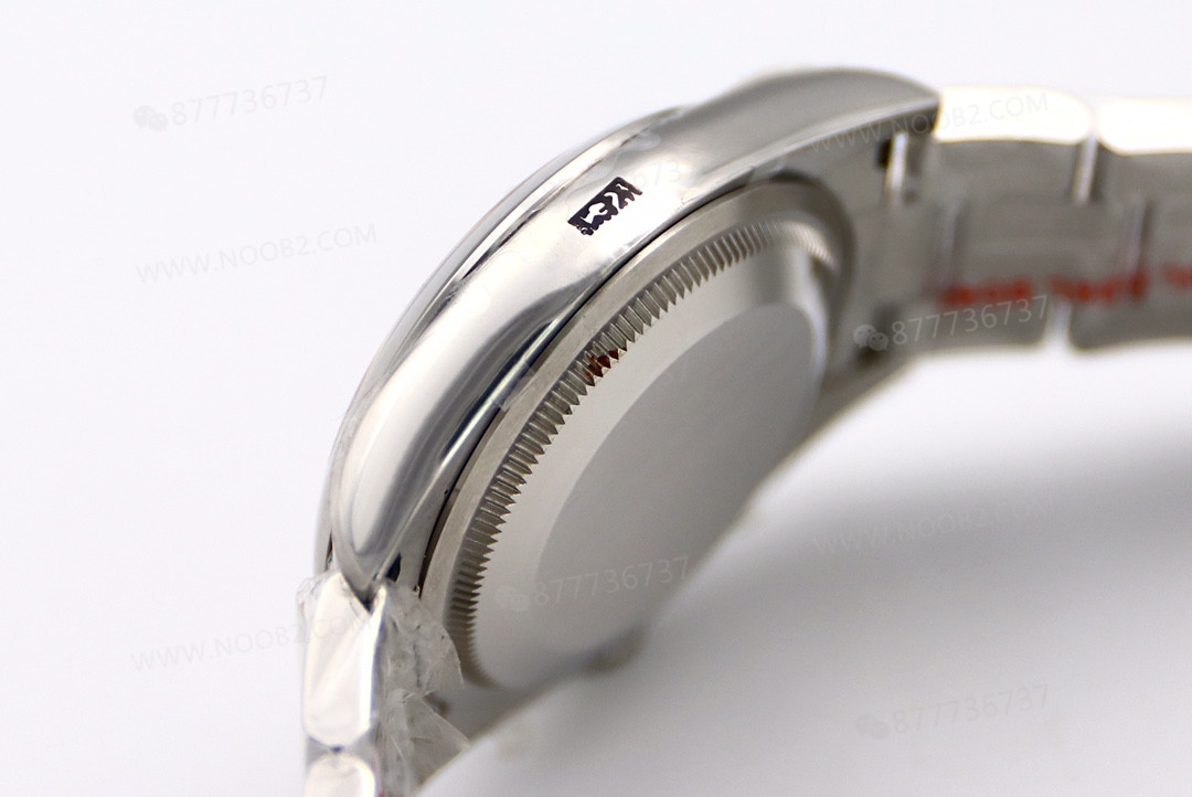 Gerçek-replika karşılaştırması: EW Factory Rolex Oyster Perpetual 36 MM replika saat incelemesi — 8. fotoğraf