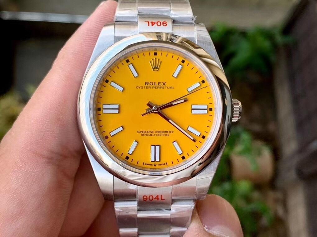 Gerçek-replika karşılaştırması: EW Factory Rolex Oyster Perpetual 41 mm replika saat ilk bakışta sahte — 3. fotoğraf