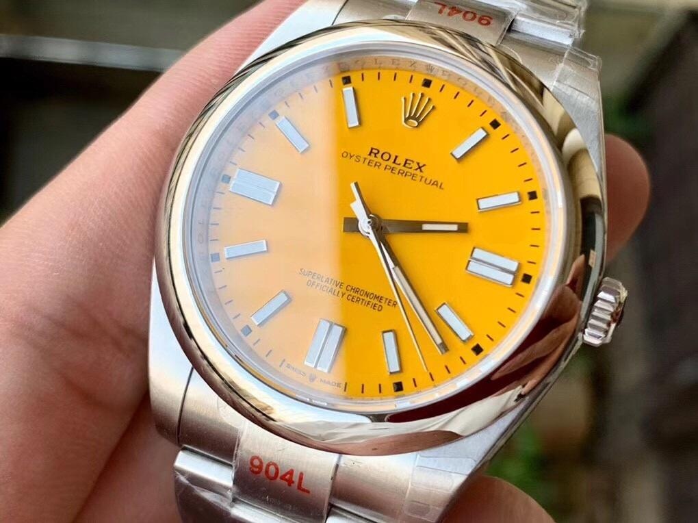Gerçek-replika karşılaştırması: EW Factory Rolex Oyster Perpetual 41 mm replika saat ilk bakışta sahte — 6. fotoğraf