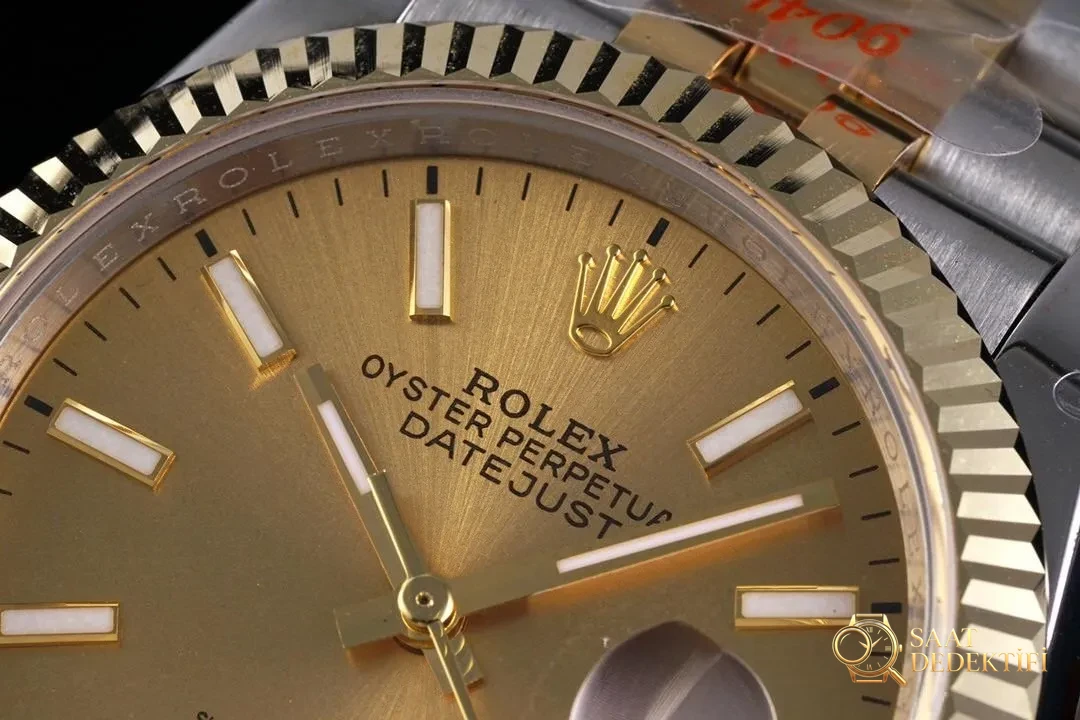 Gerçek-replika karşılaştırması: GM Factory Rolex Datejust 36 mm beş sıralı bilezik, 3235 tek parça mekanizma V3 versiyon, altın kaplama seri orijinal ile inceleme - Genel Açı ve Estetik Duruş