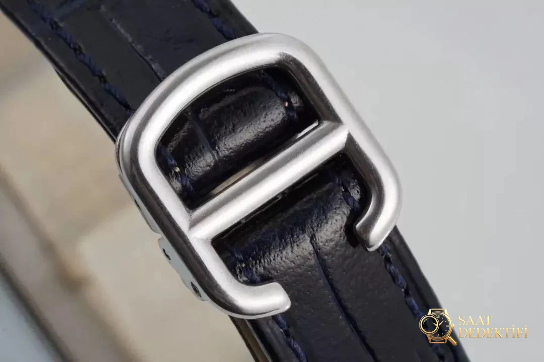 Gerçek-replika karşılaştırması: GS Factory Cartier Tank Americaine WSTA0016 kadın İsviçre kuvars mekanizmalı replika saat ile orijinali arasındaki fark nerede? Bu fabrika nasıl? - Kadran İbreleri ve Saniye Akışı