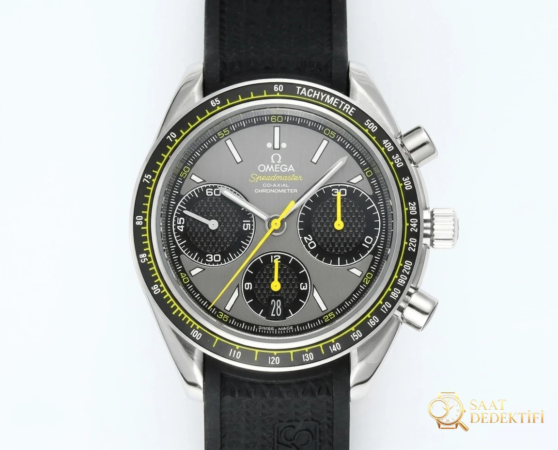 Gerçek-Replika Karşılaştırması: HR Factory Omega Speedmaster 326 Çok Fonksiyonlu Kronograf Kol Saati - Cam Yansıma Önleyici (AR) Kaplama