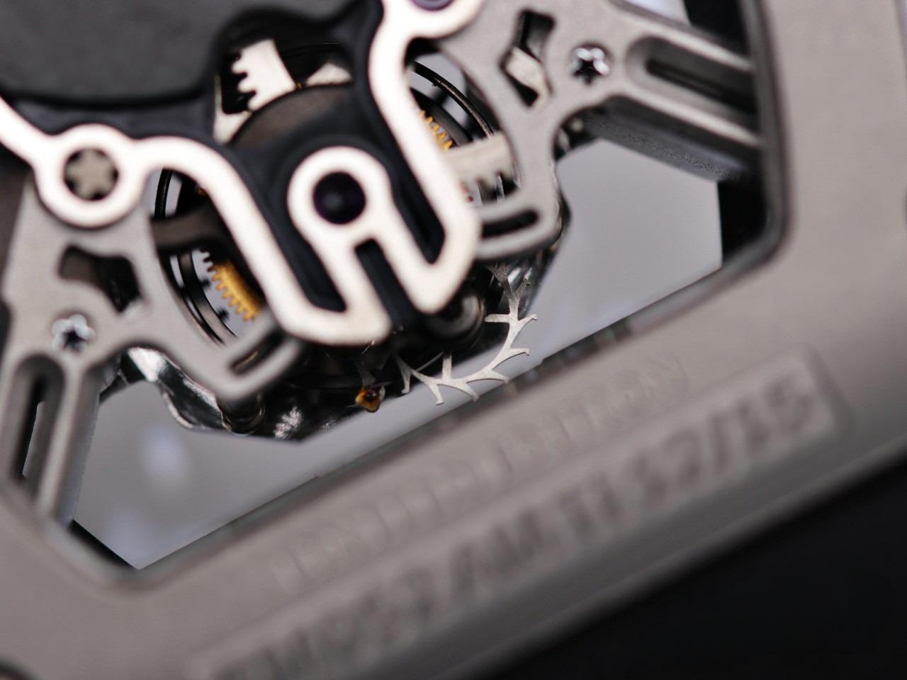 Gerçek-replika karşılaştırması: JB Factory Richard Mille RM52-01 gerçek tourbillon kol saatini nereden alabilirim? — 20. fotoğraf